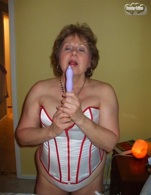 TAC Amateurs are excited to present you with xxx gallery showcasing Busty Bliss in blowing dick sex scene